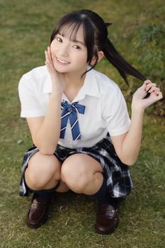 Cream（クリーム）4月号発売記念　西永彩奈さん握手会（神保町）